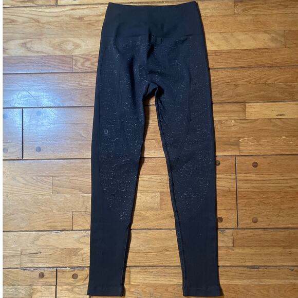 Lululemon Free To Flow 7/8 Tight Legging - Picture 4 of 16